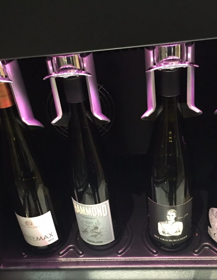 Lagerung von offenen Weinen gekühl