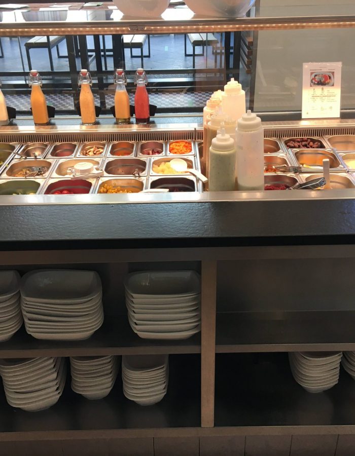 Salat-Station für ToGo mit Toppings